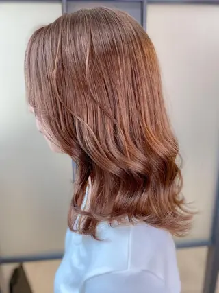 セミロング カラー 【透明感、艶髪】西村 有司のヘアスタイル
