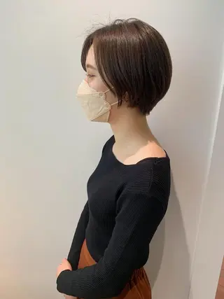 ショート カラー 片岡 由依のヘアスタイル