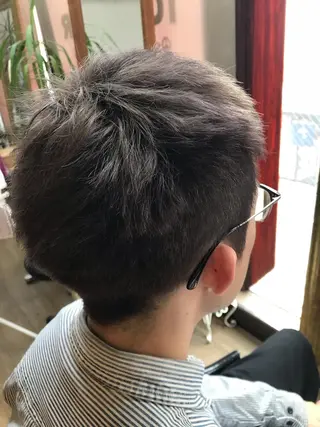 カラー 牧野 なつきのヘアスタイル