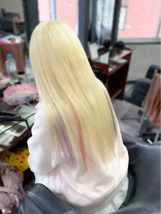 ロング ハイトーンエクステ 🎩カズキ🎩のヘアスタイル