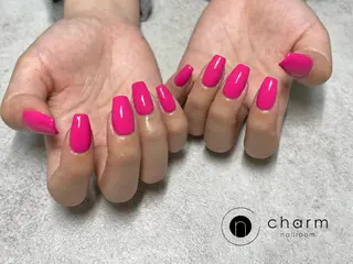 ネイル ネイルルーム チャームのネイルデザイン