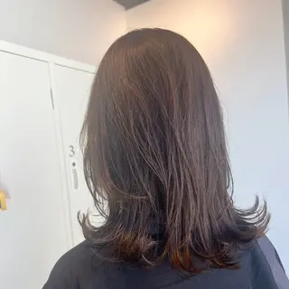 ミディアム 艶ハイトーン🔆 ️️️安座間 希のヘアスタイル