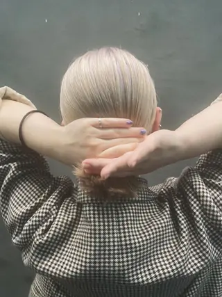 ショート カラー センターパート/ 暖色カラーayuのヘアスタイル