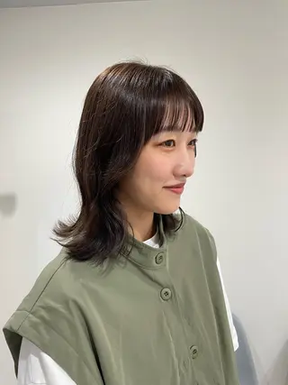 ミディアム カラー une所属・kunimi harukaのヘアスタイル