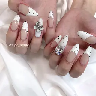 ネイル n'eige nail所属・大谷 綾香のネイルデザイン