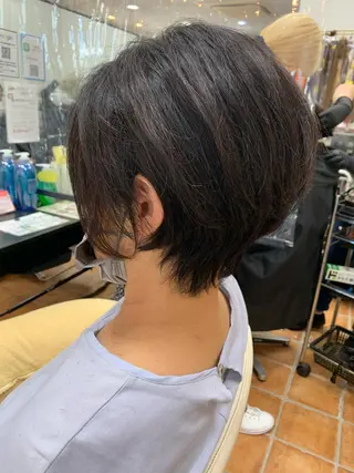 ショート フリーランス理美容師 いさかのヘアスタイル