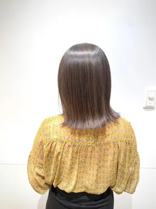 セミロング カラー 髪と心を整える美容師 透明感カラー/ボブのヘアスタイル