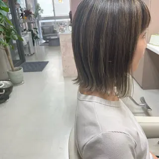 ショート カラー 坂本 沙也加のヘアスタイル
