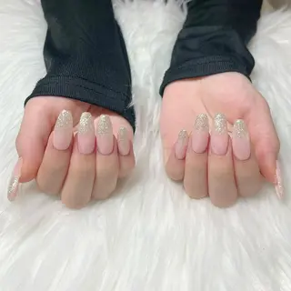 ネイル 加藤 千鈴のネイルデザイン