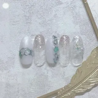 ネイル カルフール リル MOEのネイルデザイン