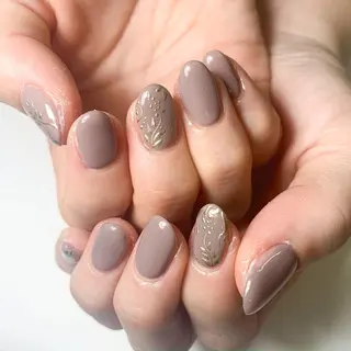 ミディアム ネイル FIORITURA aiのネイルデザイン