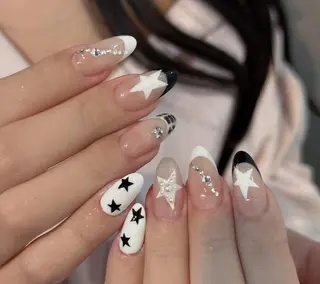 ネイル Pure&Rich Nailのネイルデザイン