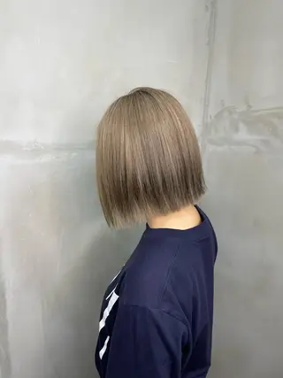 カラー 益 佑夏のヘアスタイル