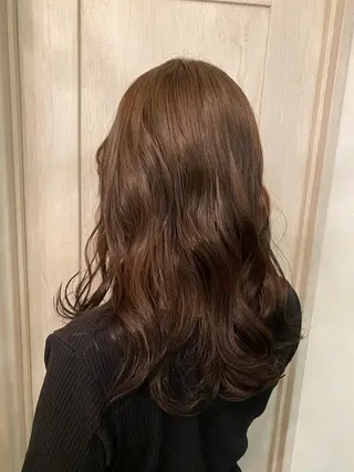 セミロング 牧 藍歌のヘアスタイル