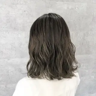 セミロング カラー 髪質改善で 憧れの潤艶美髪にのヘアスタイル
