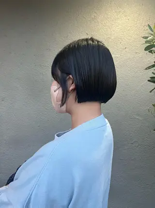 ショート 目黒 彩花のヘアスタイル
