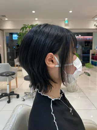ミディアム ユ カの眉毛・アイブロウイメージ