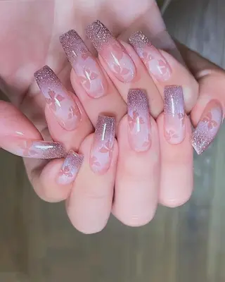 ネイル DI'A ネイルサロンのネイルデザイン