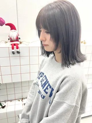 ミディアム カラー 🌼花屋併設🌼 木下奈々望のヘアスタイル