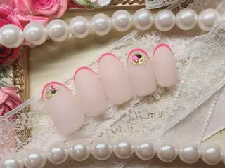 ネイル 芦辺 香奈のネイルデザイン