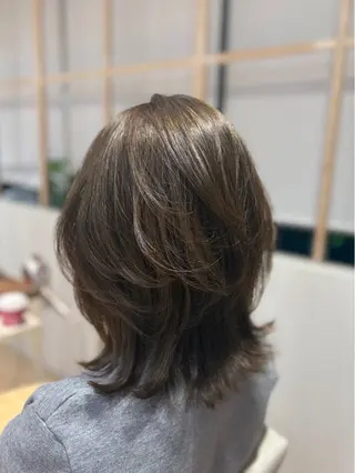 ミディアム レイヤーカット✂️/ 新宿/Amiのヘアスタイル