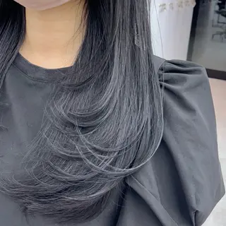 ロング mei / レイヤー 顔まわり 🤍のヘアスタイル