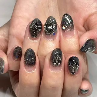 ネイル VOGUE ×SWANのネイルデザイン