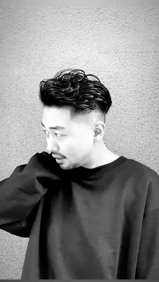 ショート パーマ 齋藤 巧のヘアスタイル