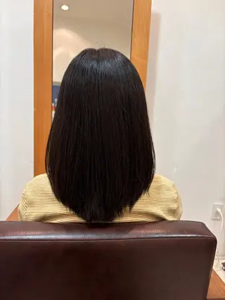 セミロング 吉井 愛のヘアスタイル