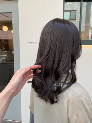 セミロング カラー 顔まわりcut🌿 Hinakoのヘアスタイル