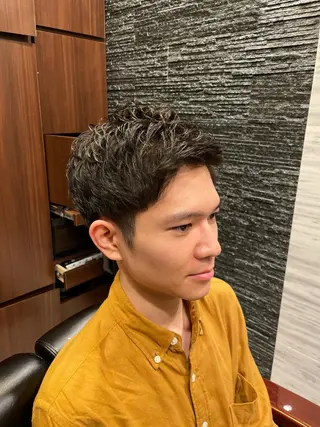 ショート パーマ メンズ 野川 純麗のヘアスタイル