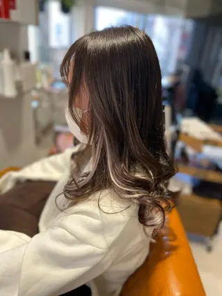 セミロング 代表　しみず としやのヘアスタイル