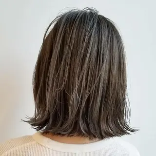 ミディアム カラー ヘアアレンジ パーマ iplus まつげ、眉毛、耳つぼのマツエク・マツパデザイン