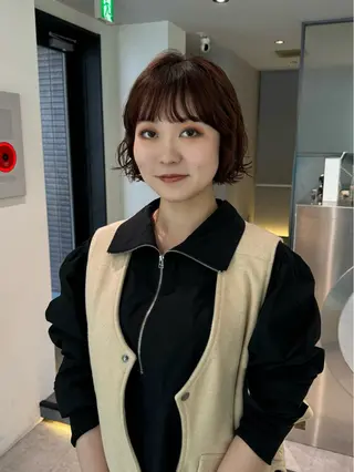 ショート カラー パーマ 🌿パーマ/ボブ/ レイヤー/Mikiのヘアスタイル