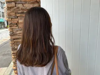 セミロング 髪質改善✨️透明感カ ラー✧*。山下さいみのヘアスタイル