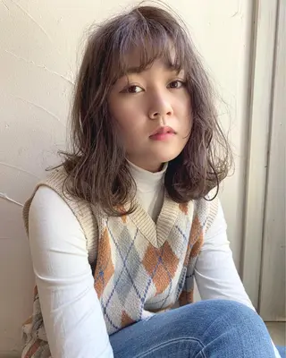 セミロング カラー 立川 奈那子のヘアスタイル