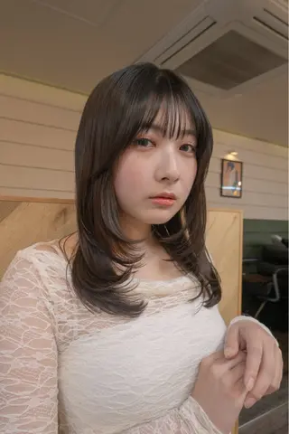 セミロング 韓国レイヤー　船橋 徒歩5分/小川友美のヘアスタイル