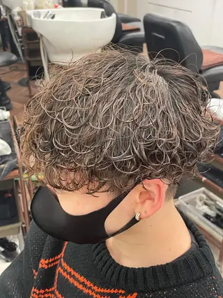 パーマ メンズ メンズスタイリスト✨ 助川龍哉のヘアスタイル