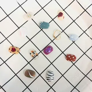 ネイル IN MENEのネイルデザイン