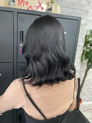 ミディアム カラー パーマ ヘアアレンジ メンズ キッズ ネイル マツエク・マツパ アイブロウ 歩くパワースポット 🦋KAHOのヘアスタイル