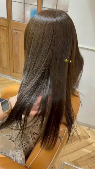 カラー 森田 遥菜のヘアスタイル