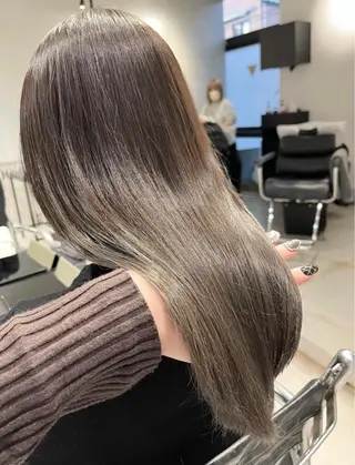 ミディアム カラー パーマ ヘアアレンジ 透明感/オリーブ/ グレージュ/YUKAのヘアスタイル