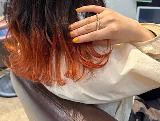 カラー 保井 実奈美のヘアスタイル