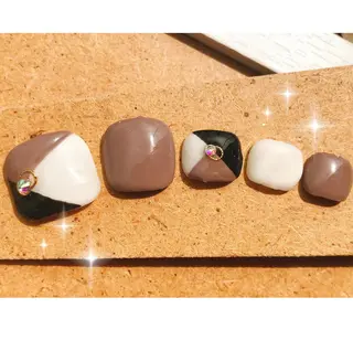 ネイル Pine Color パインカラーのマツエク・マツパデザイン