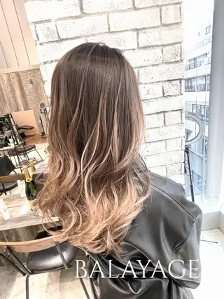 ロング カラー パーマ ヘアアレンジ キッズ ネイル マツエク・マツパ バレイヤージュ/ 髪質改善/渡邉悟🌱のヘアスタイル