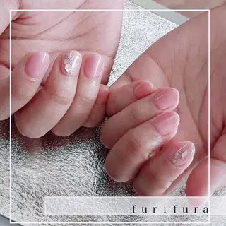 ネイル f u r i f u r aのマツエク・マツパデザイン