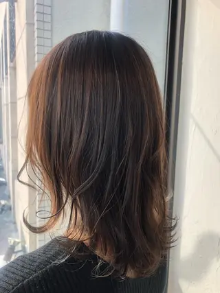 ミディアム カラー 髪質改善&ブリーチ 伊勢 祐一郎のヘアスタイル