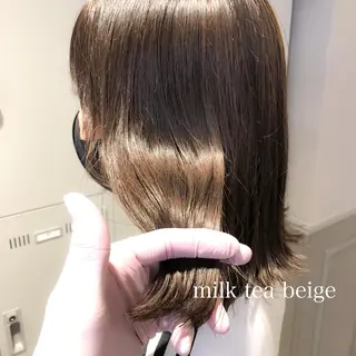 ミディアム カラー ハイトーン×レイヤー カットTAKUMIのヘアスタイル