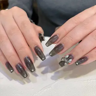 ネイル 鈴木 里奈のネイルデザイン
