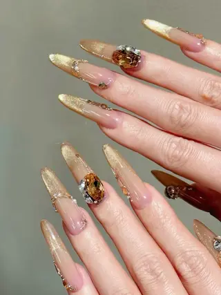 ネイル Mika Nails 心斎橋のネイルデザイン